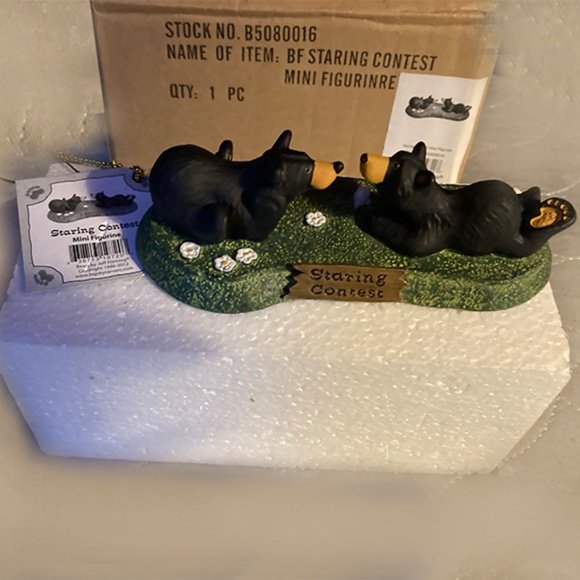 Big Sky Carvers Bear Staring Contest Mini Figurine Paperweight In Original Box - Picture 7 of 9